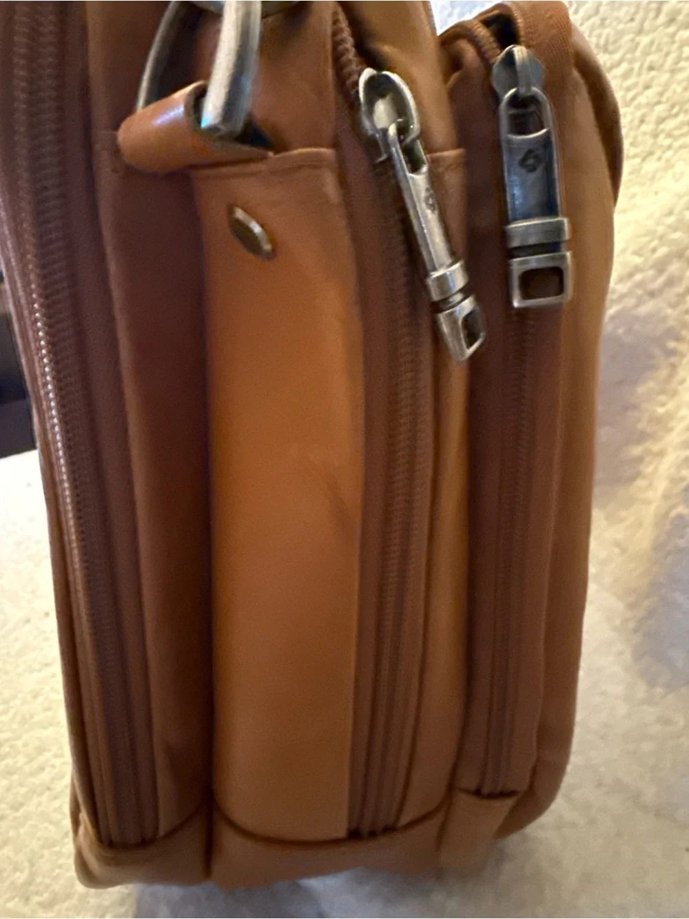 Samsonite Durham Colombian Leather 2 Pocket Bruefcase